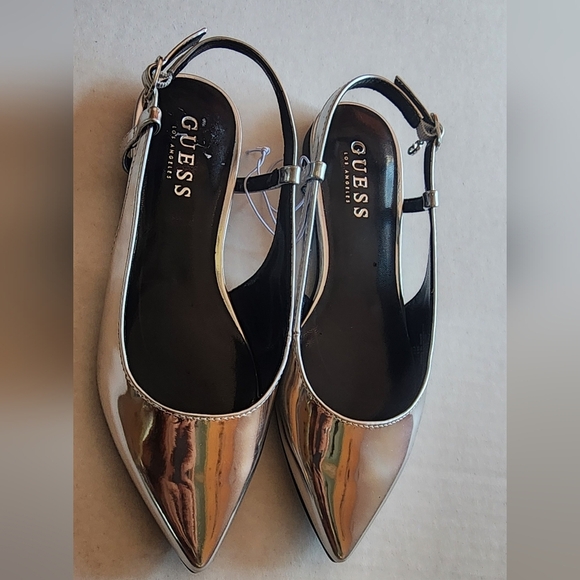 Guess Trifina Metallic Pointed Toe Slingback Flat Shoes - Silver size 5.5 - Picture 2 of 5